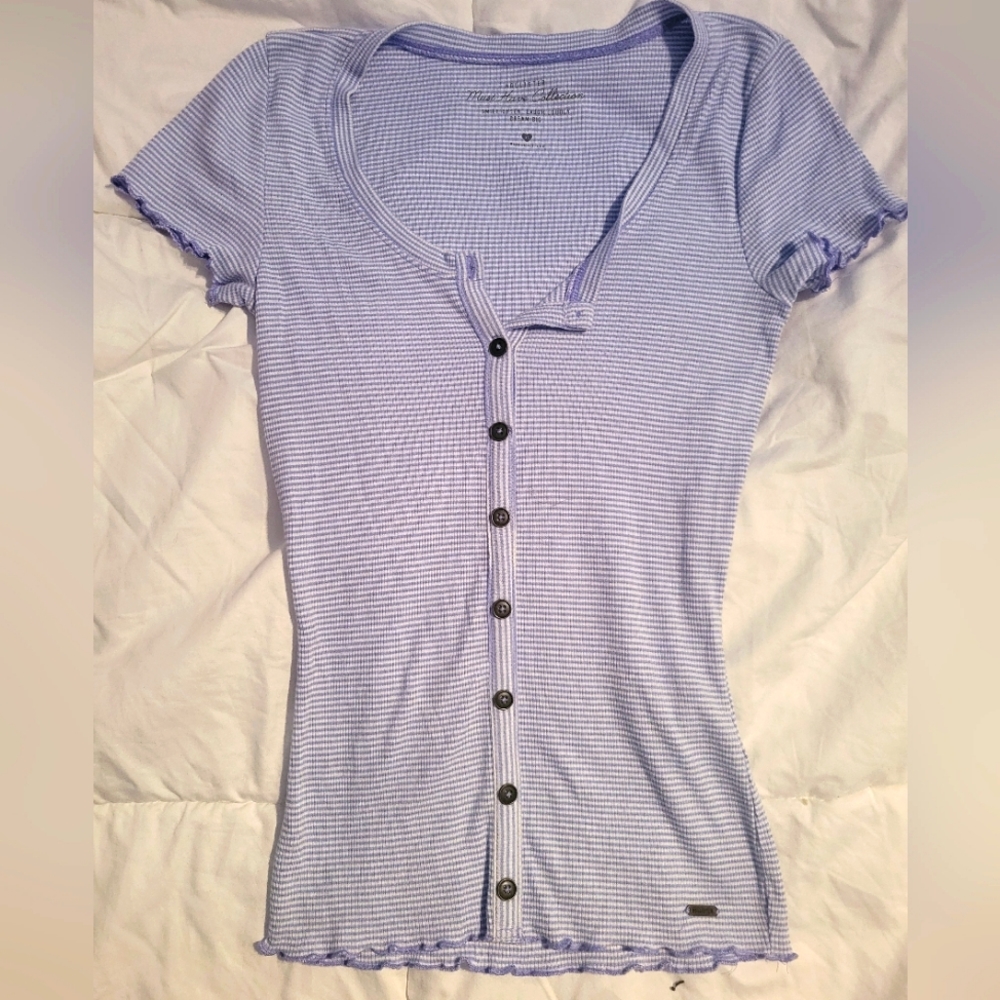 EUC Women's Hollister short sleeved top XS